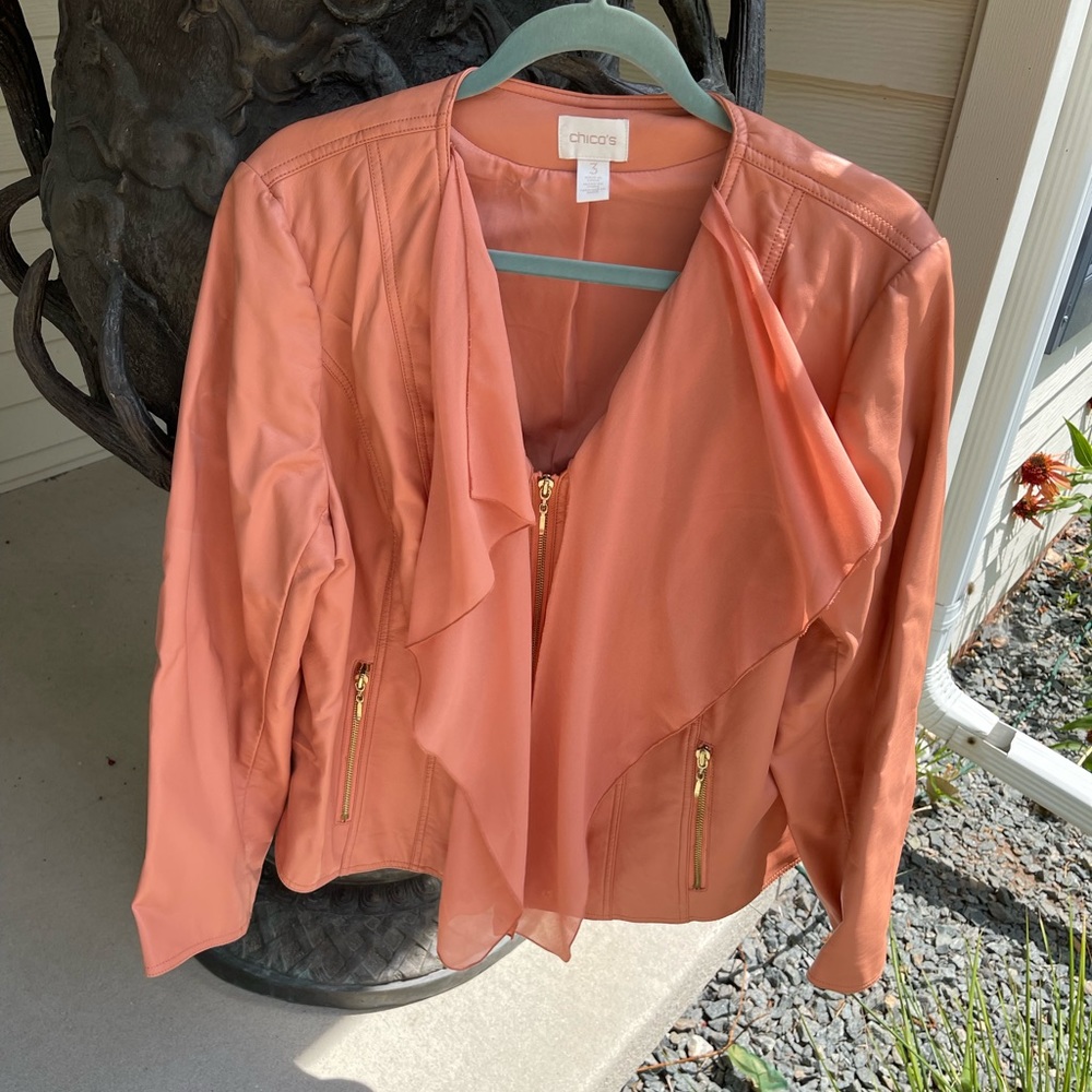 LIKE-NEW! CHICO’S 🍑 PEACH SIMULATED LEATHER JACKET!  SIZE 3